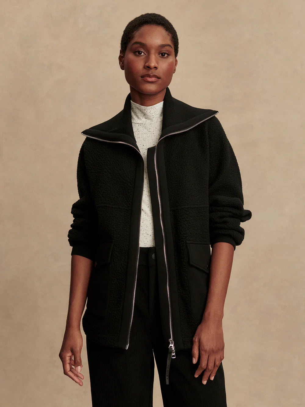 ELEANOR PATCH POCKET FLEECE - BLACK