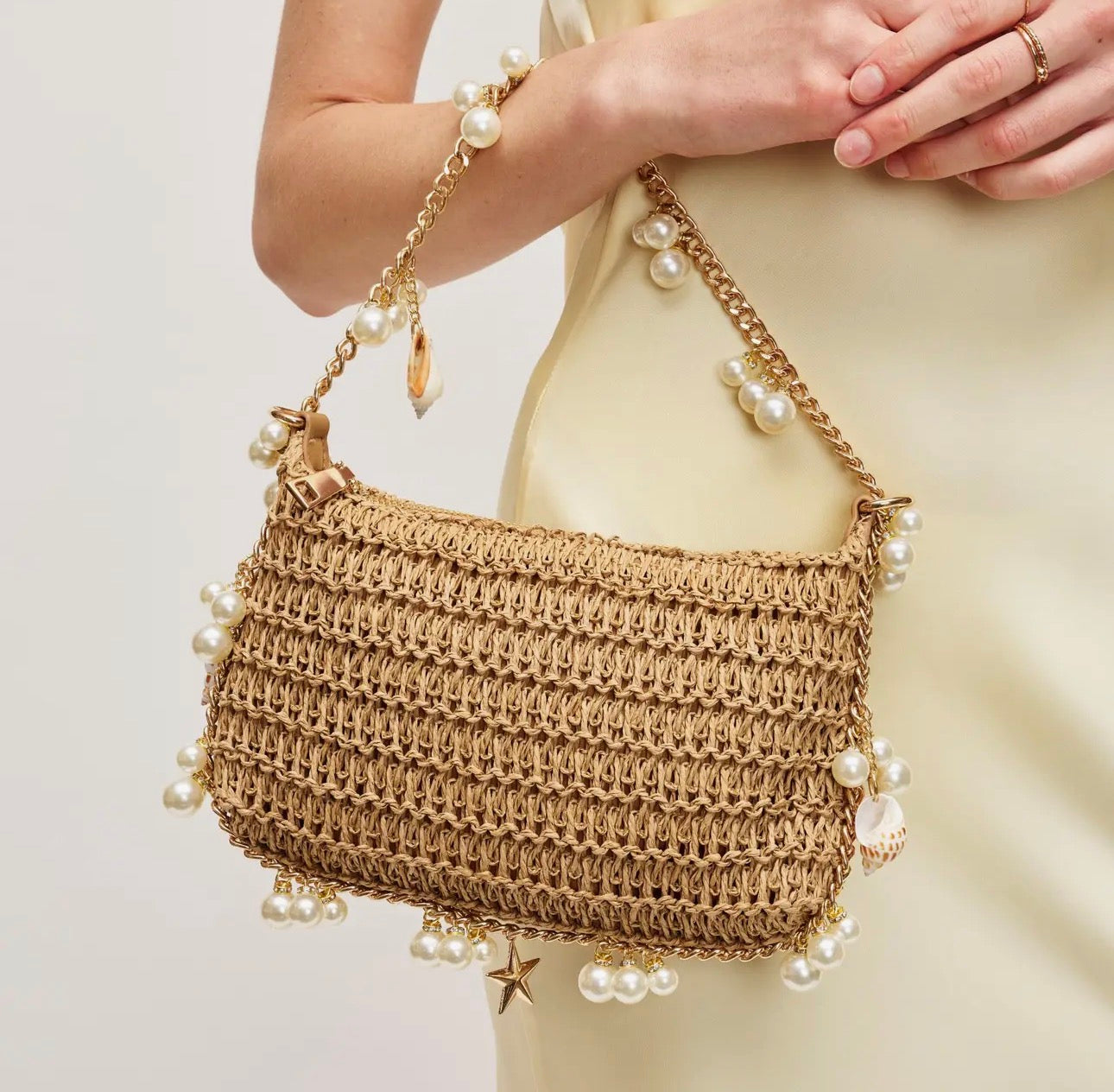 STEPH SEASHELL STRAW BAG