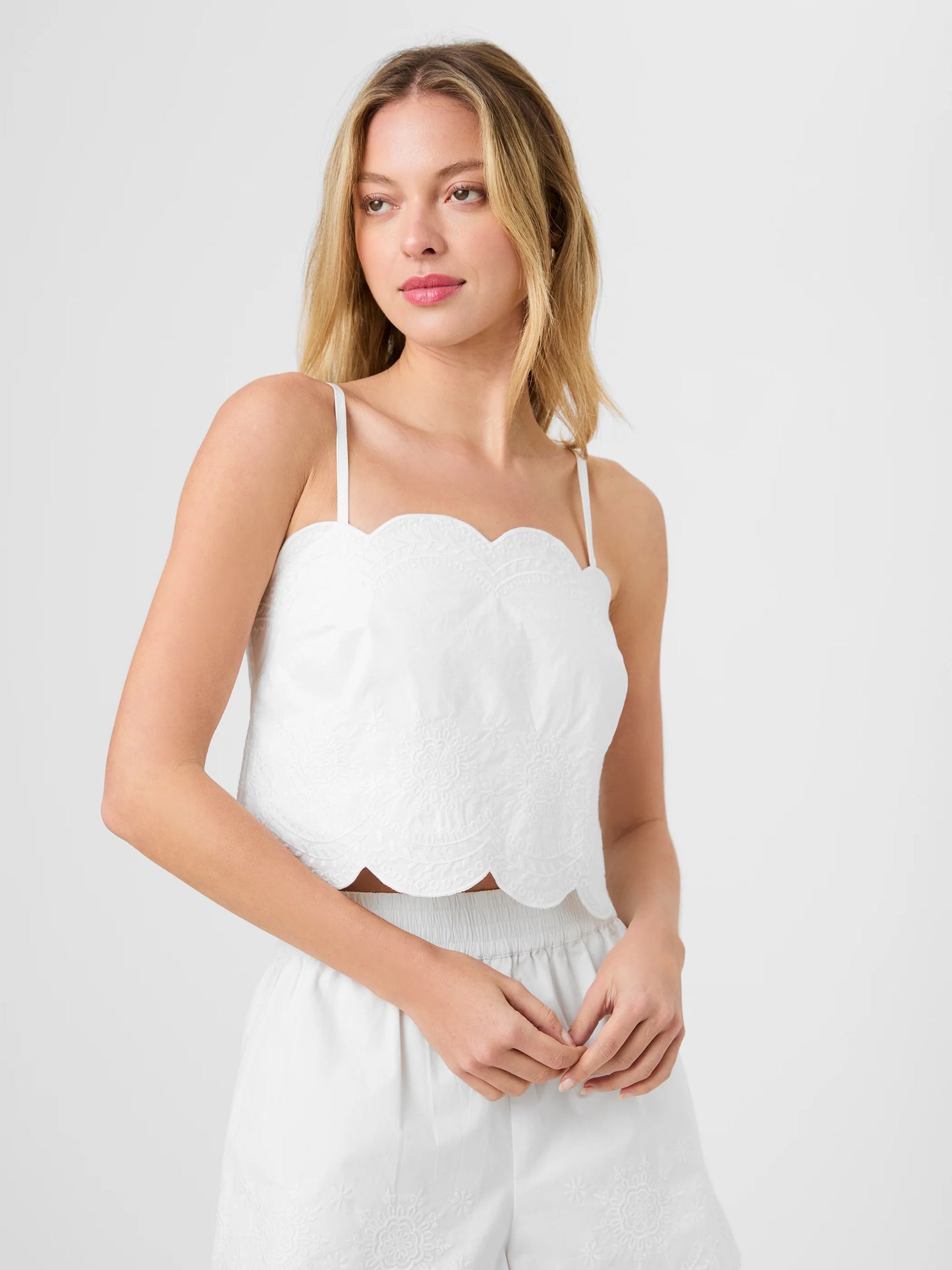 ALISSA COTTON EMBROIDERED SHORT