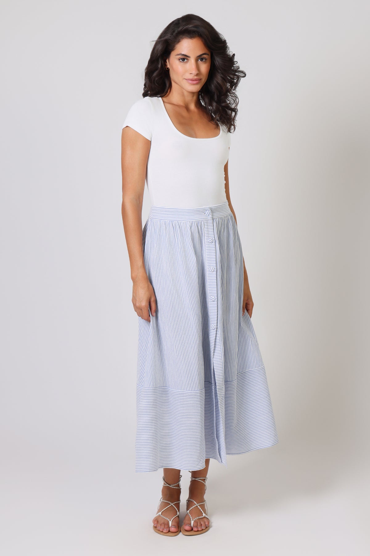 HAMPER SKIRT - BLUE SEERSUCKER