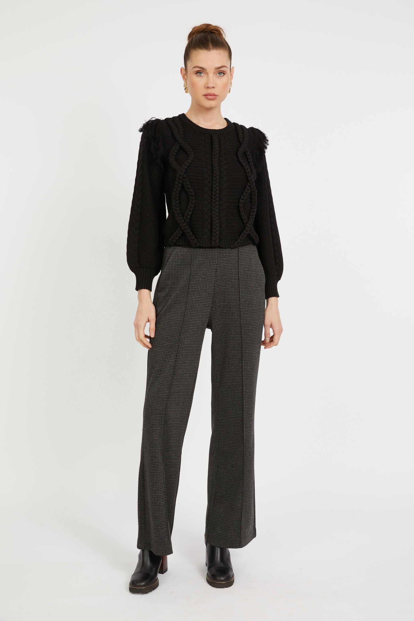 ISADORA SWEATER- BLACK