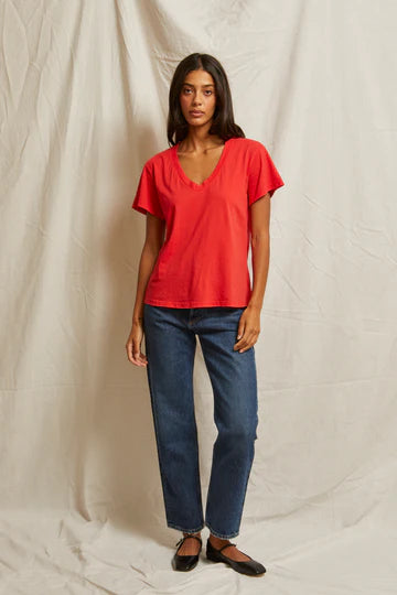 HENDRIX V NECK TEE - POPPY