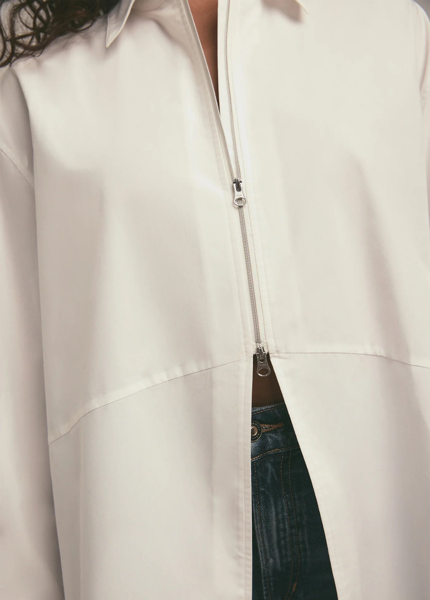 THE ZIP IT SHIRT