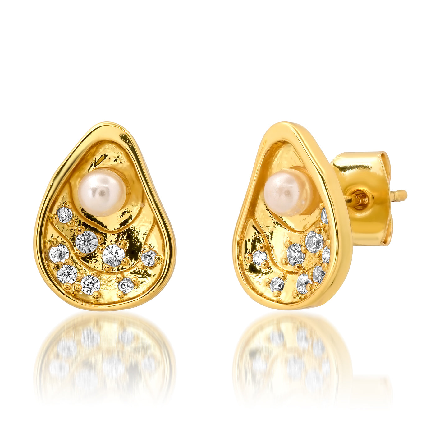 OYSTER SHELL EARRING