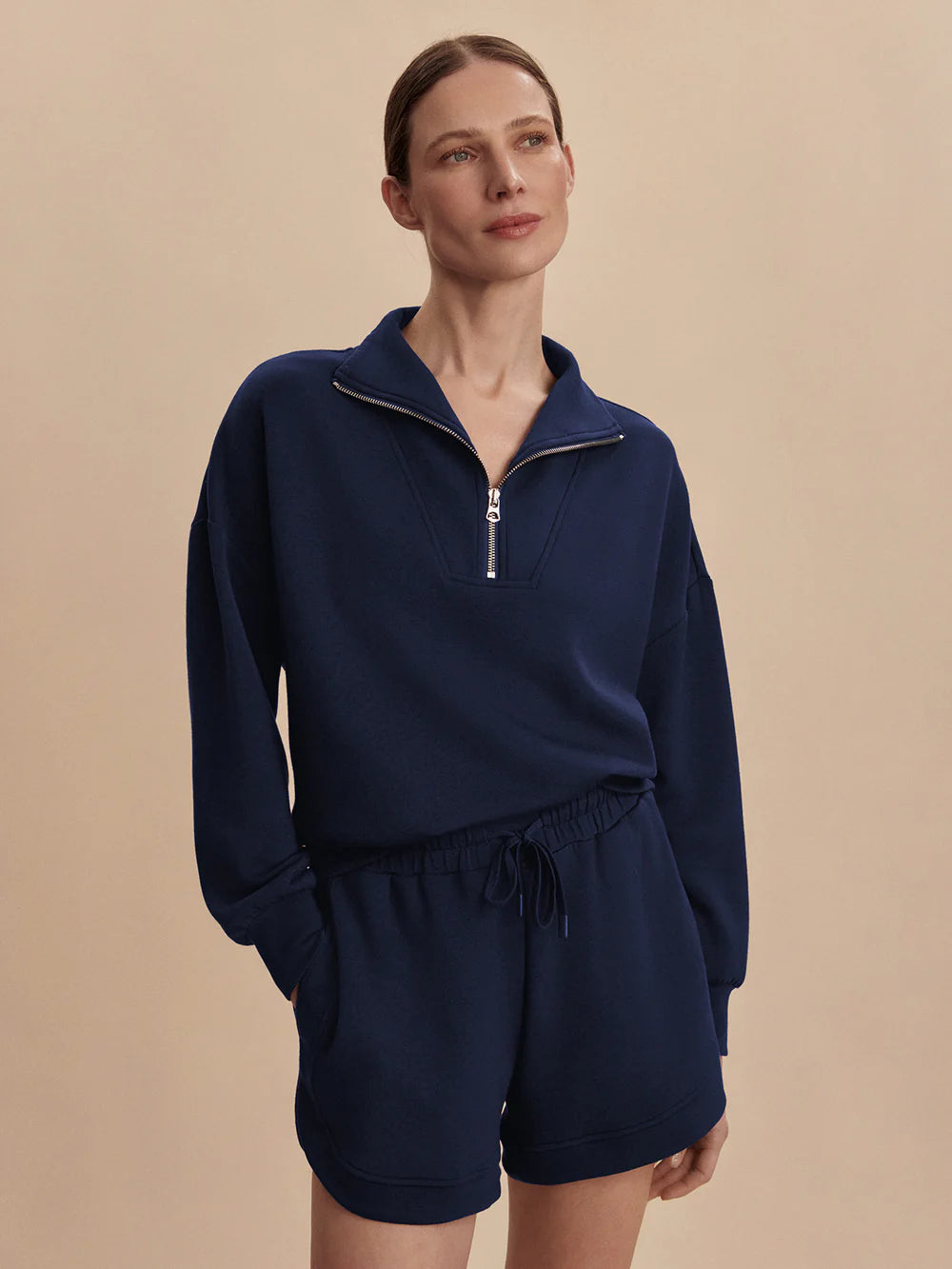 OLLIE HIGH RISE SHORT 3.5 - NAVY