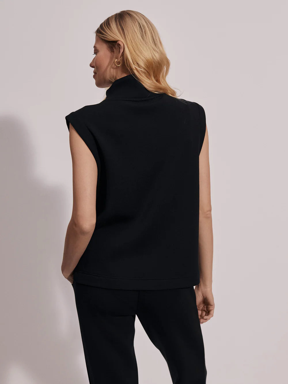 MAGNOLIA HALF ZIP TANK - BLACK
