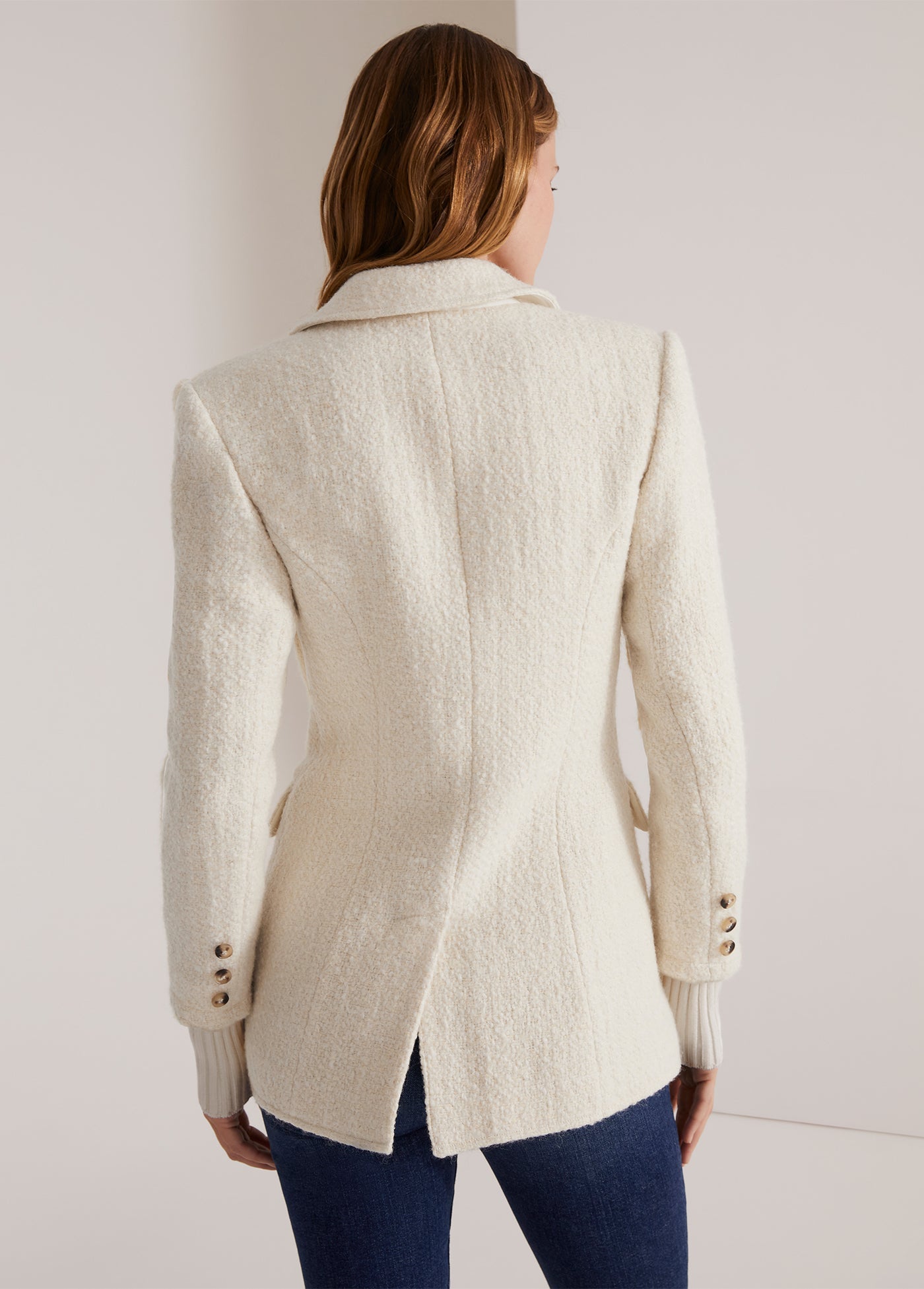 WHITE BOUCLE THE CITY BLAZER