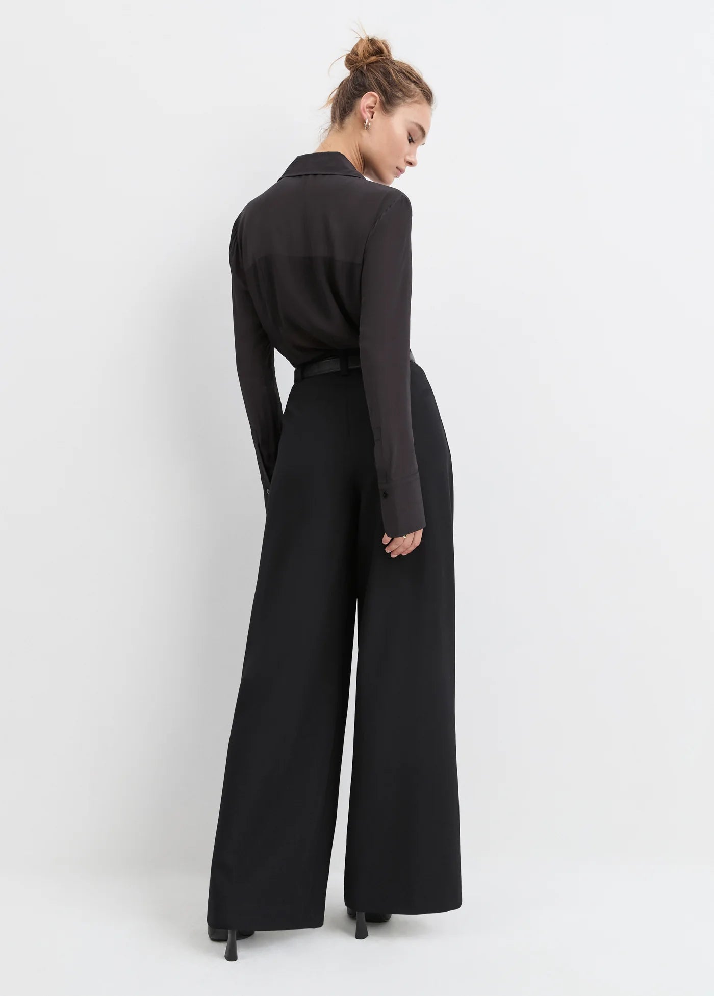 THE SHEER SOPHISTICATION TOP