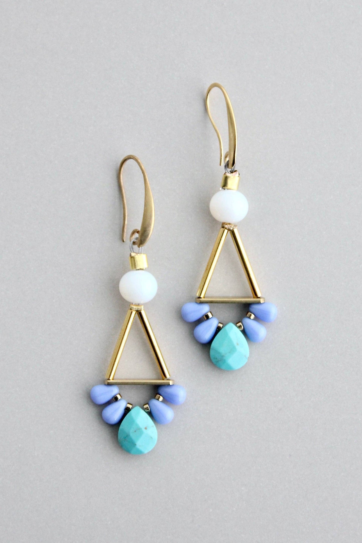 GNDE48 turquoise, lavender, and white earrings