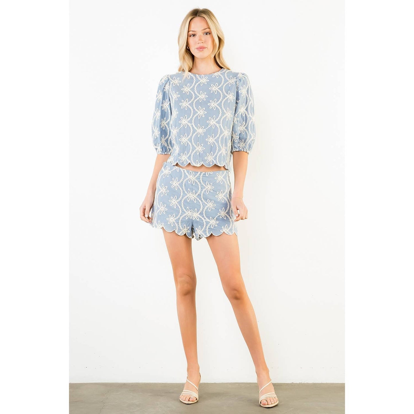 Embroidered Floral Scallop Hem Shorts