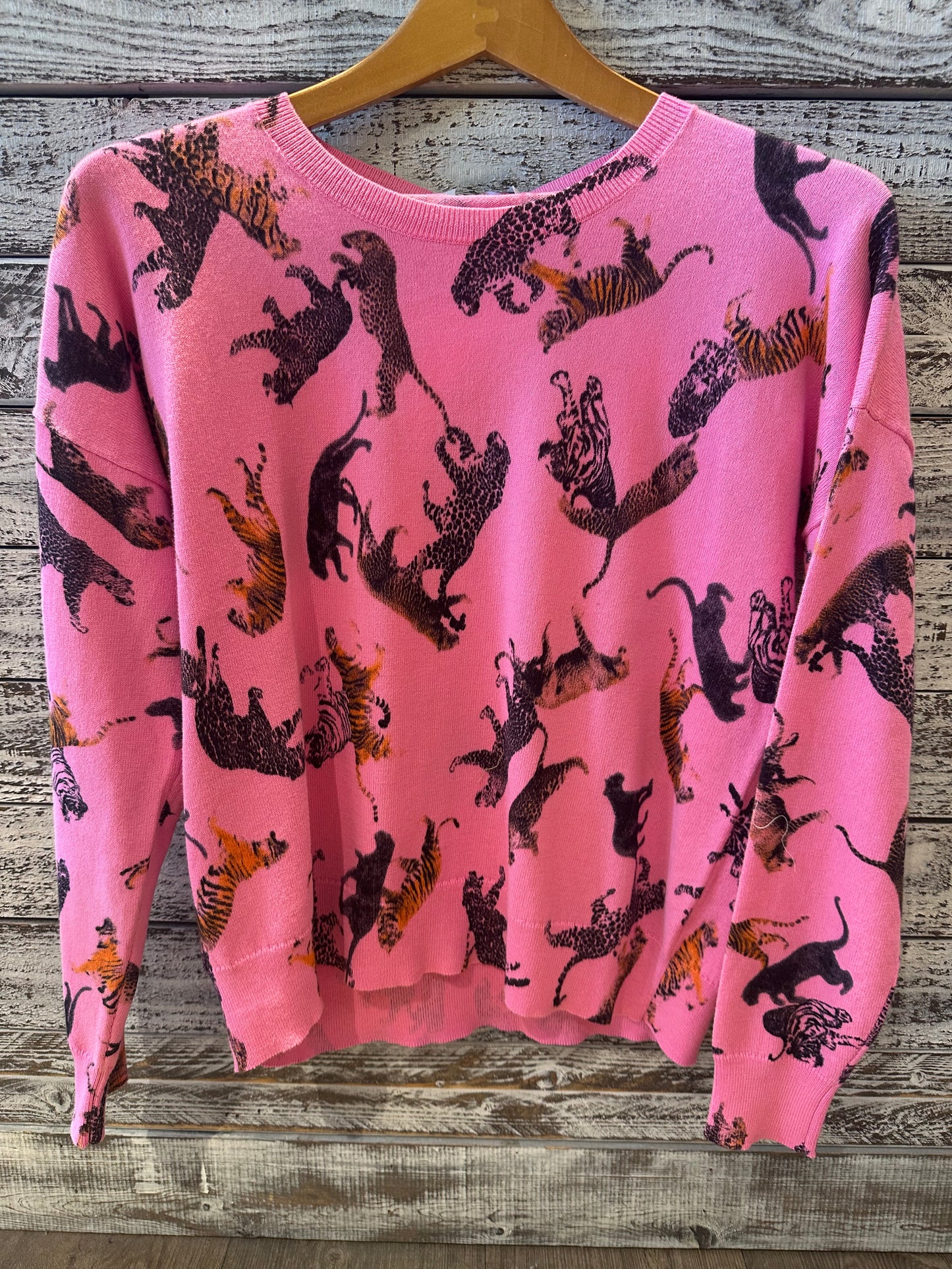 TIGER CREW