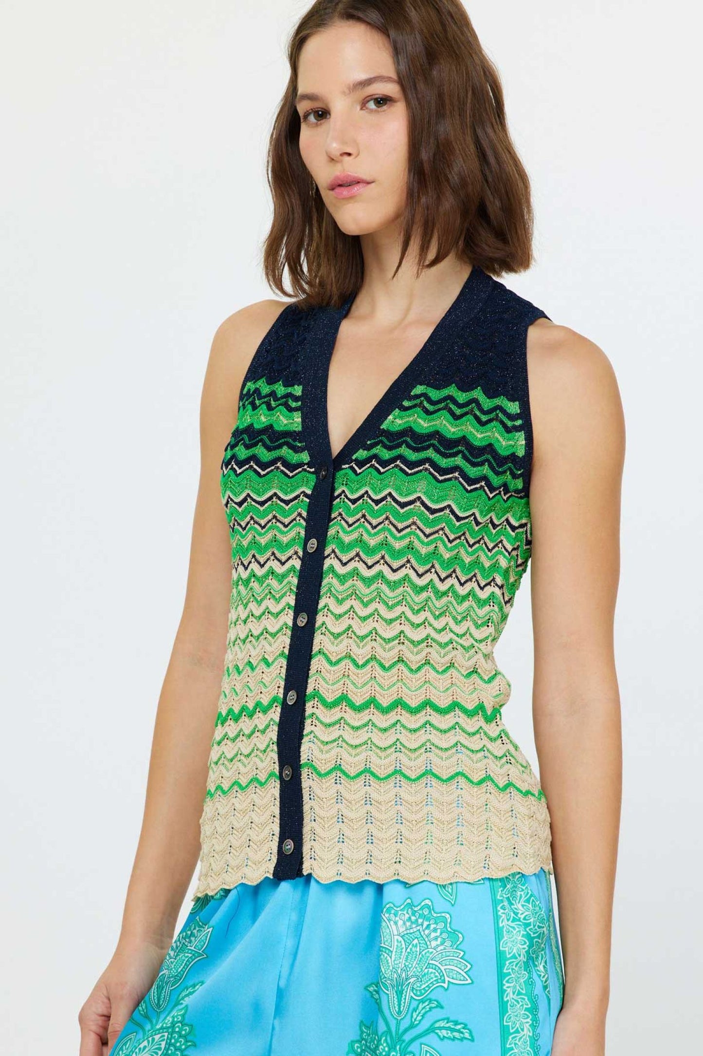 SLEEVELESS SWEATER - MULTI STRIPE