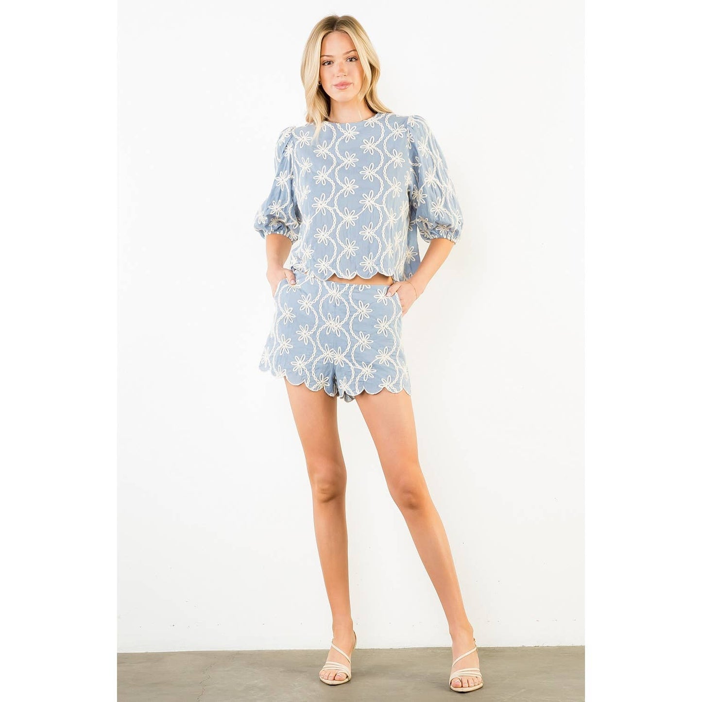 Embroidered Floral Scallop Hem Shorts