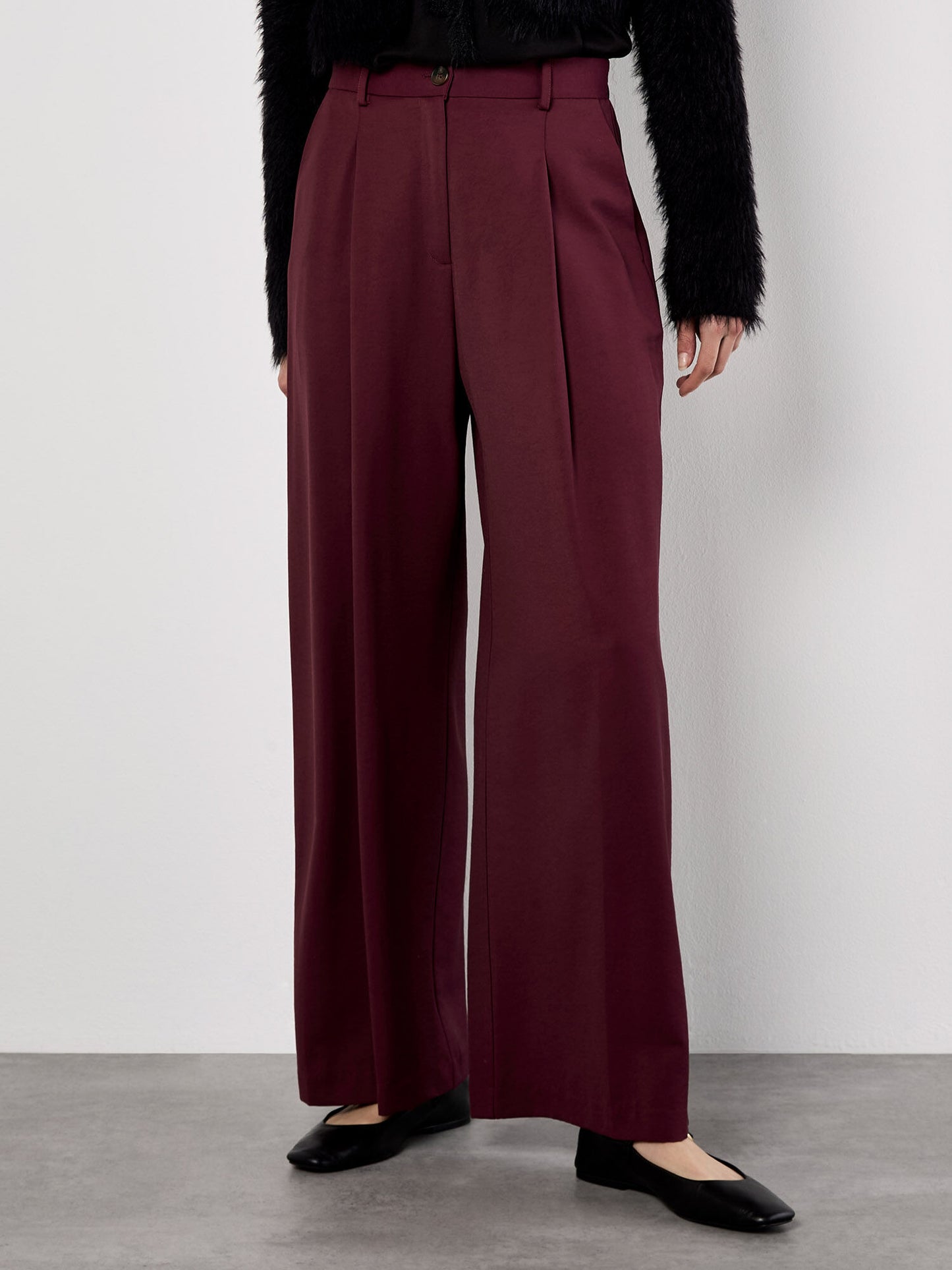 TAILORED WIDE LEG TROUSER - BURGUNDY