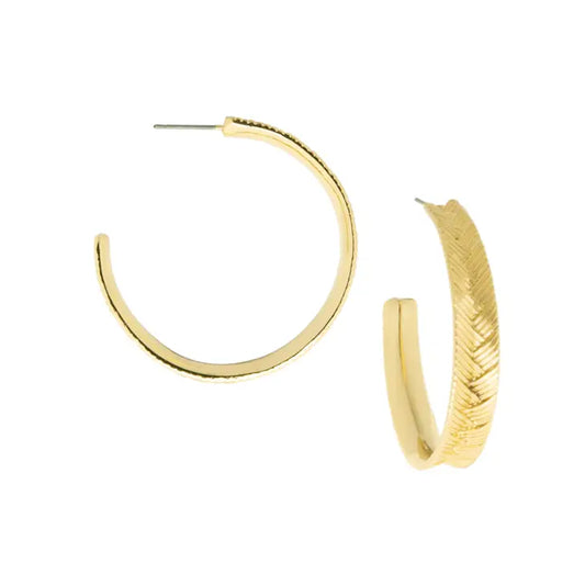 TEXTURED BRASS HOOP - GOLD