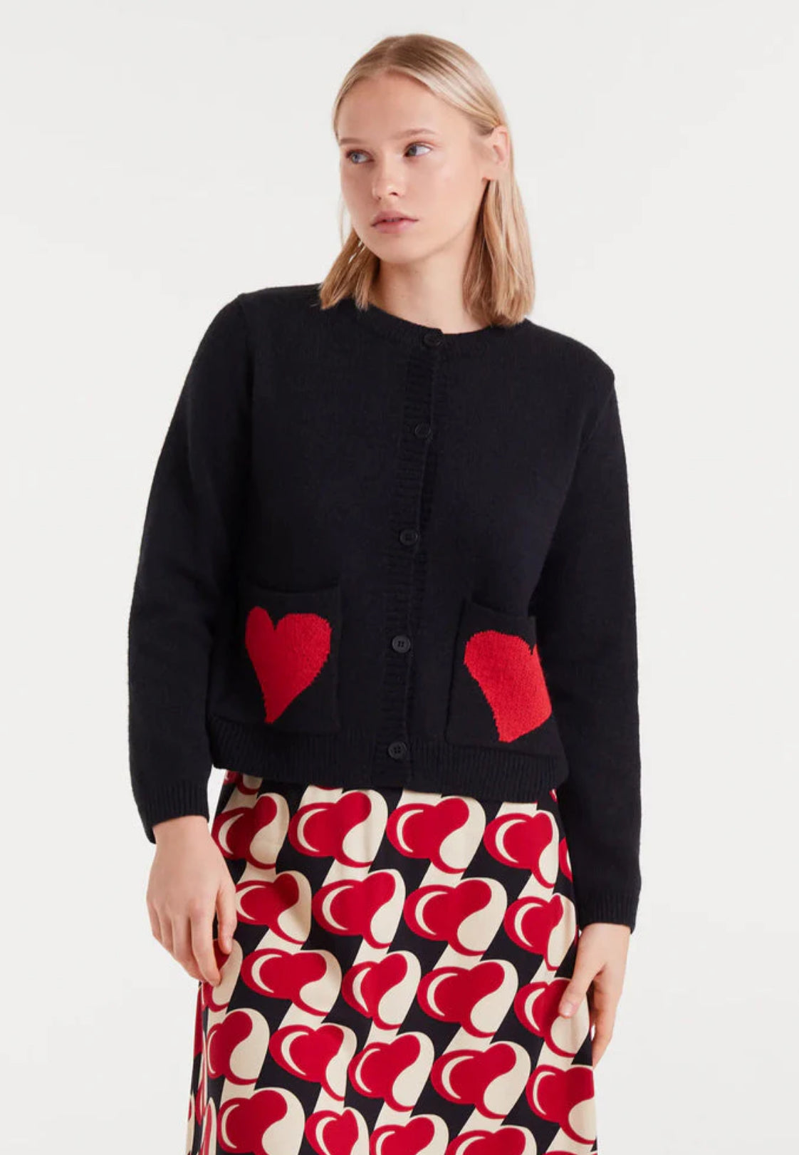 HEART POCKETS CARDIGAN