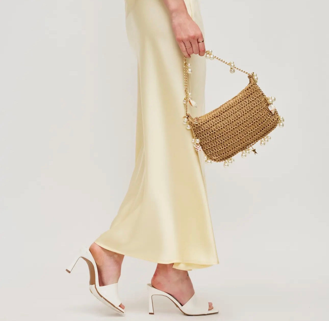 STEPH SEASHELL STRAW BAG
