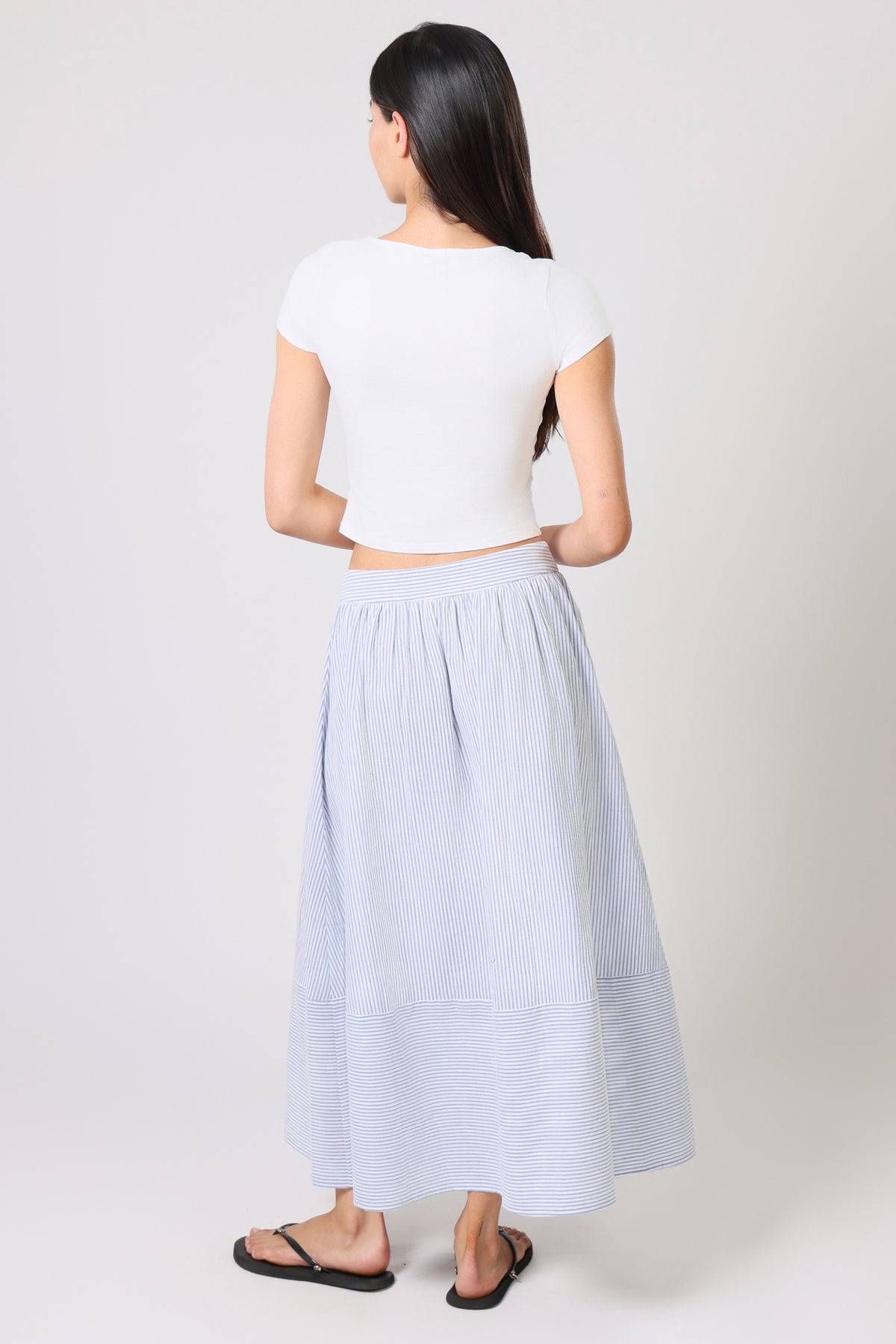 HAMPER SKIRT - BLUE SEERSUCKER