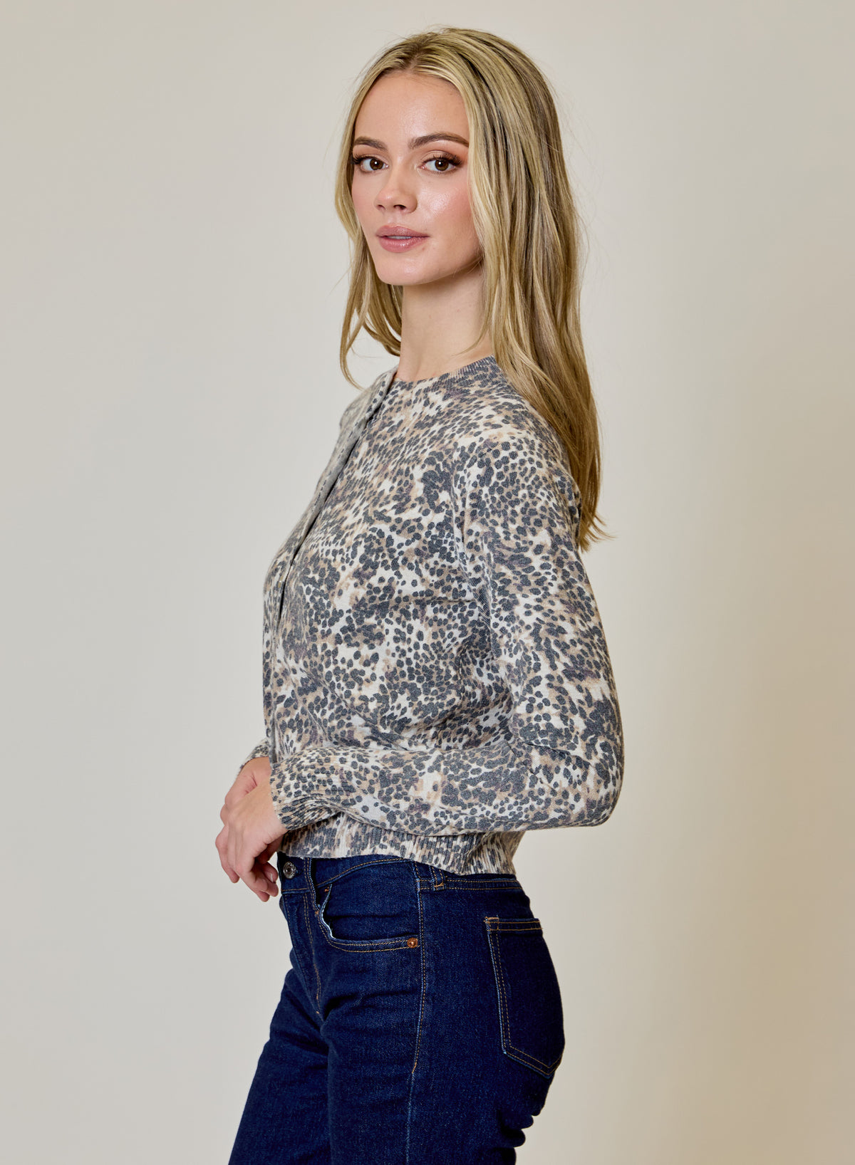 LEOPARD PRINT CARDI - NEUTRAL