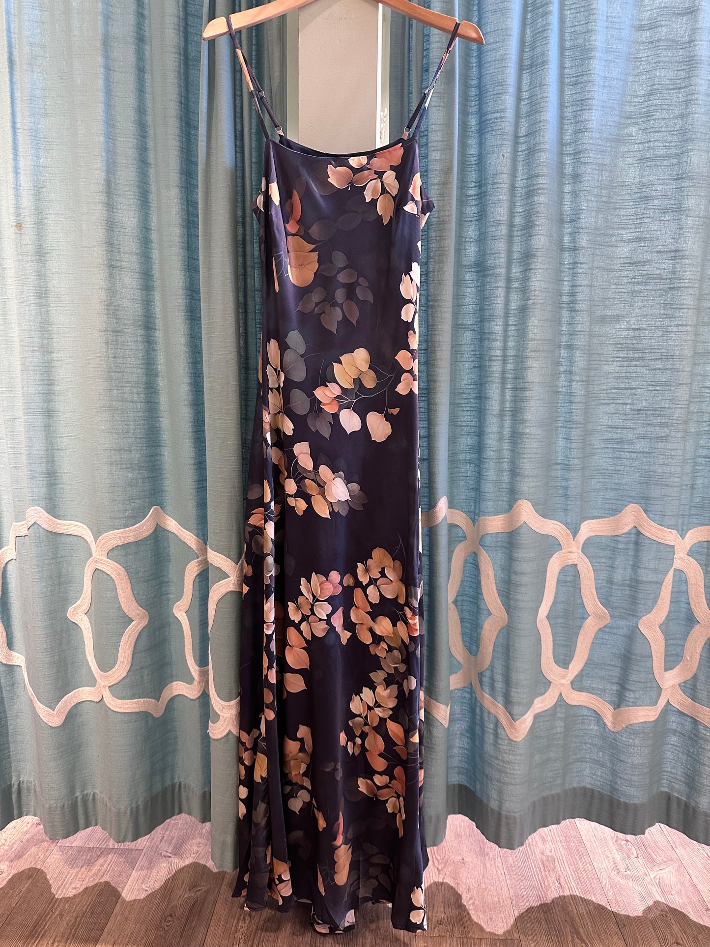 SATIN FLORAL PRINT MAXI DRESS