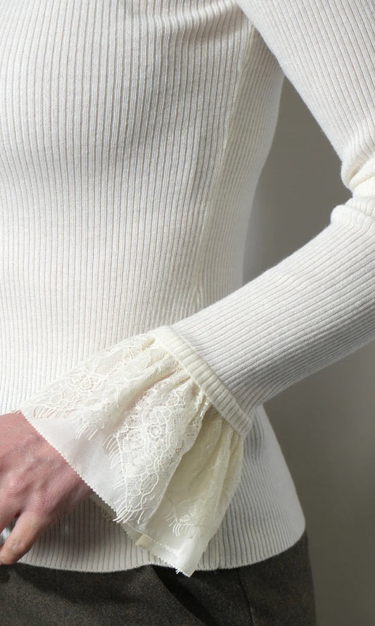 DINA RUFFLE LACE SLEEVE KNIT TOP