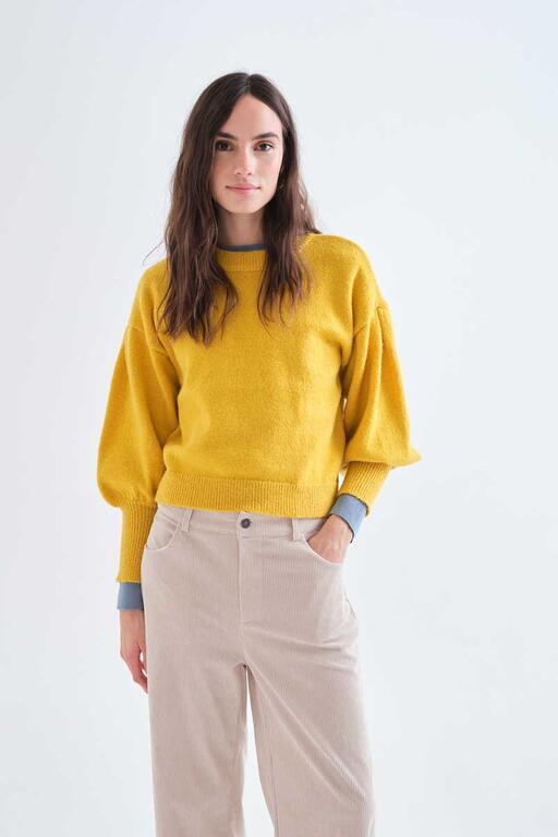 GOLD SWEATER