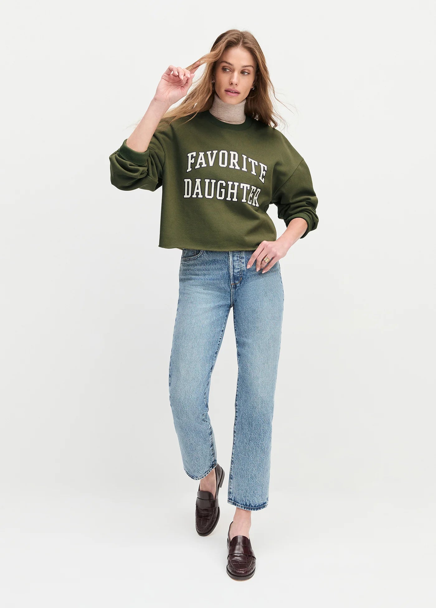 THE CROPPED COLLEGIATE SWEATSHIRT
