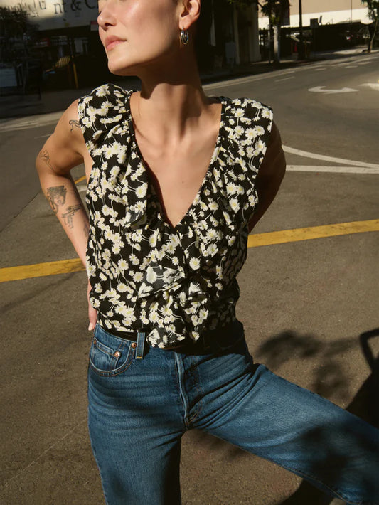 ELLA RUFFLE TOP-HAZY DAISY