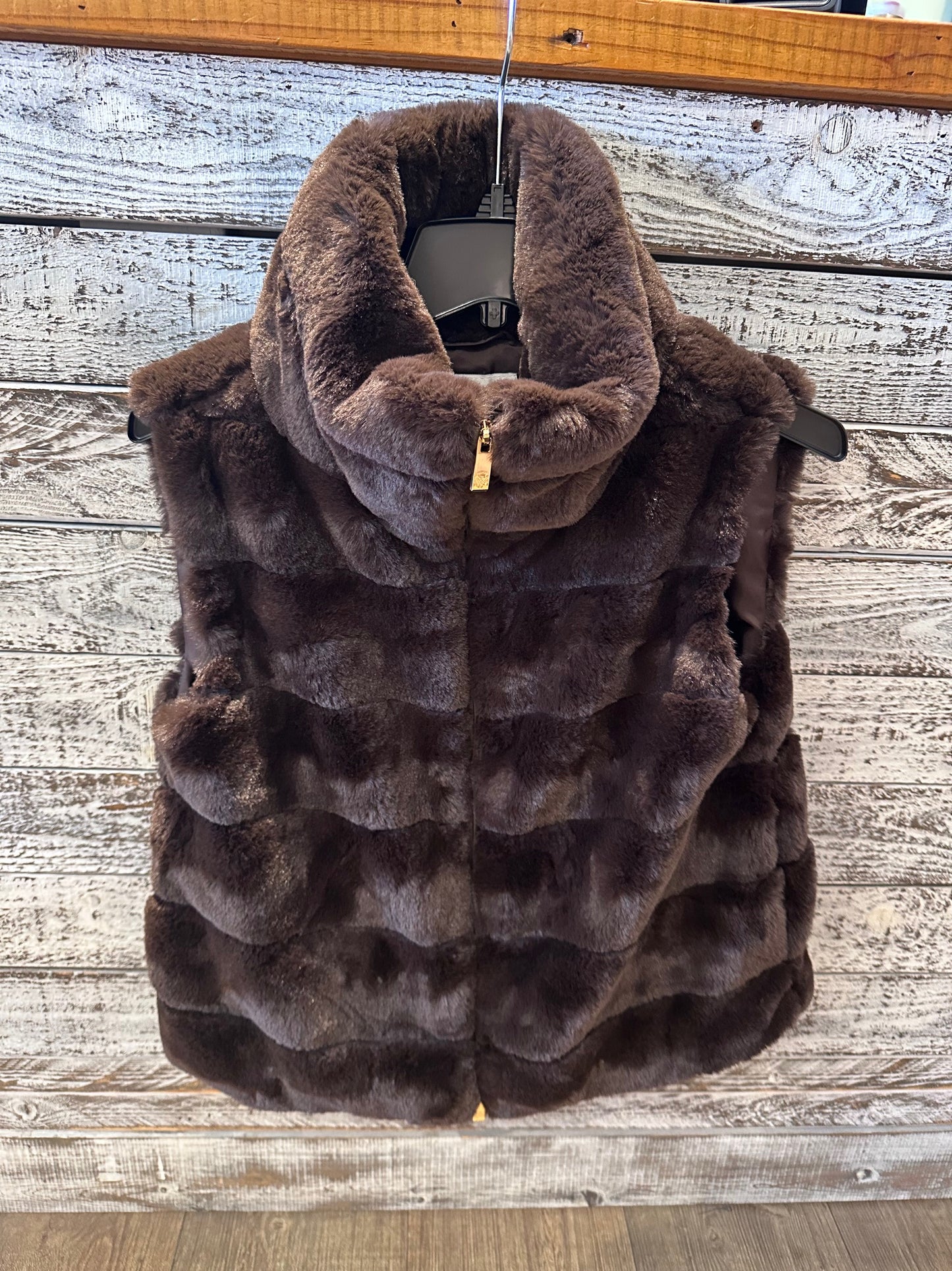 LAUREN FAUX FUR VEST - CHOCOLATE