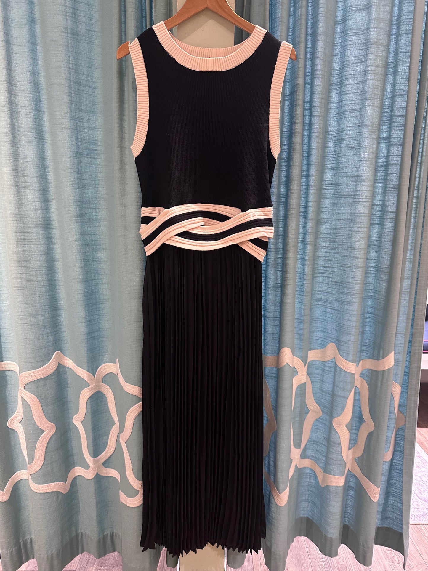 KNIT AND PLEAT DRESS