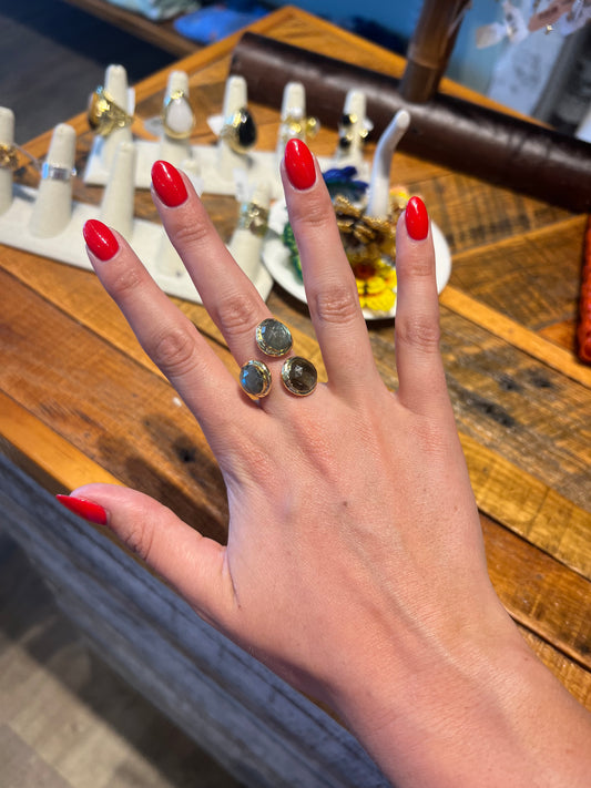 TRIPLE RING