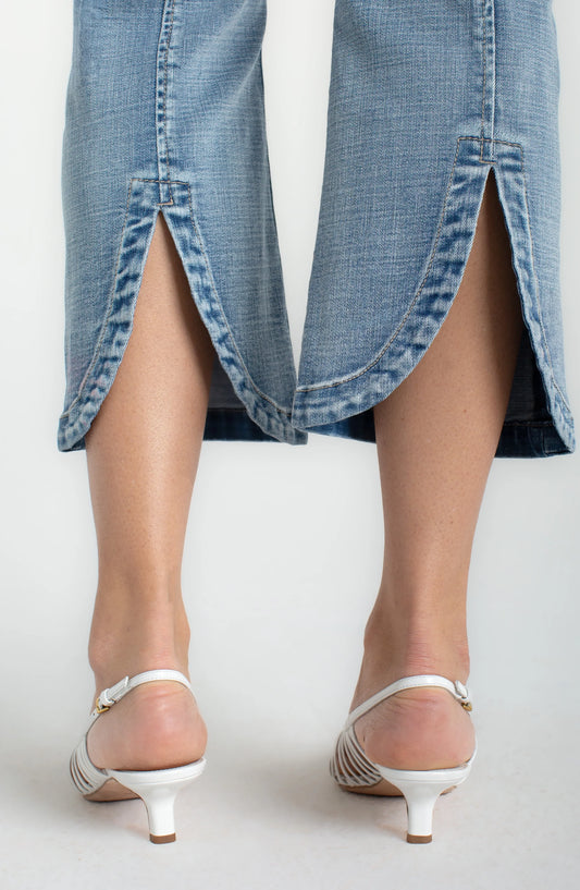GIA GLIDER CROP FLARE W TULIP BACK SLIT