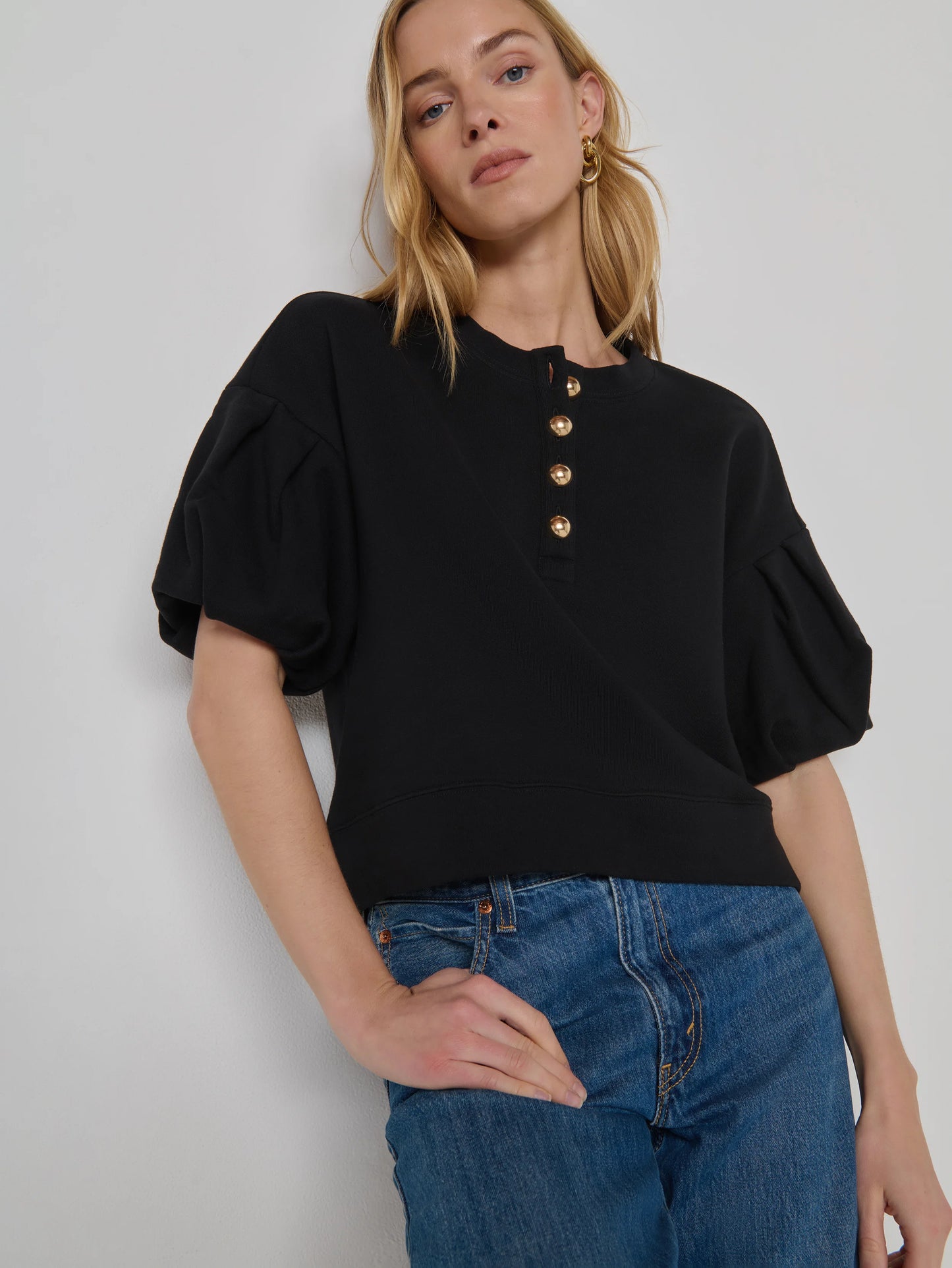 NIKKI SWEATSHIRT- BLACK
