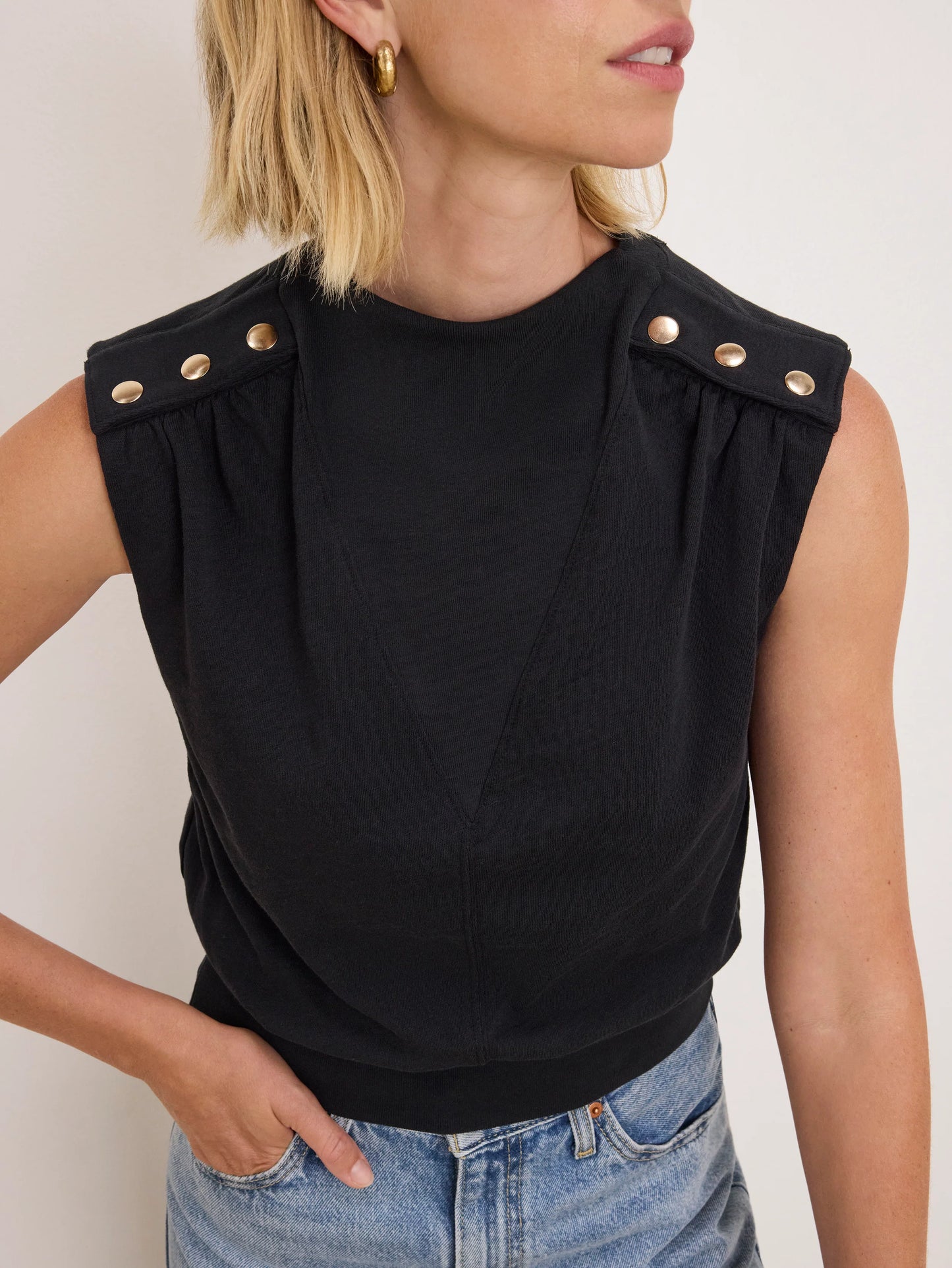 TILLIE TOP- BLACK