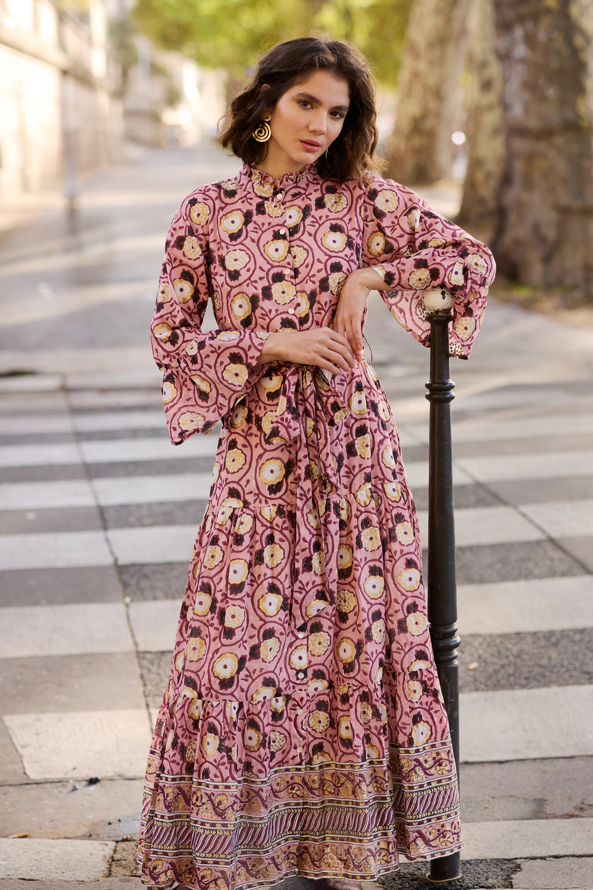 RUFFLE COLLAR BELL MAXI