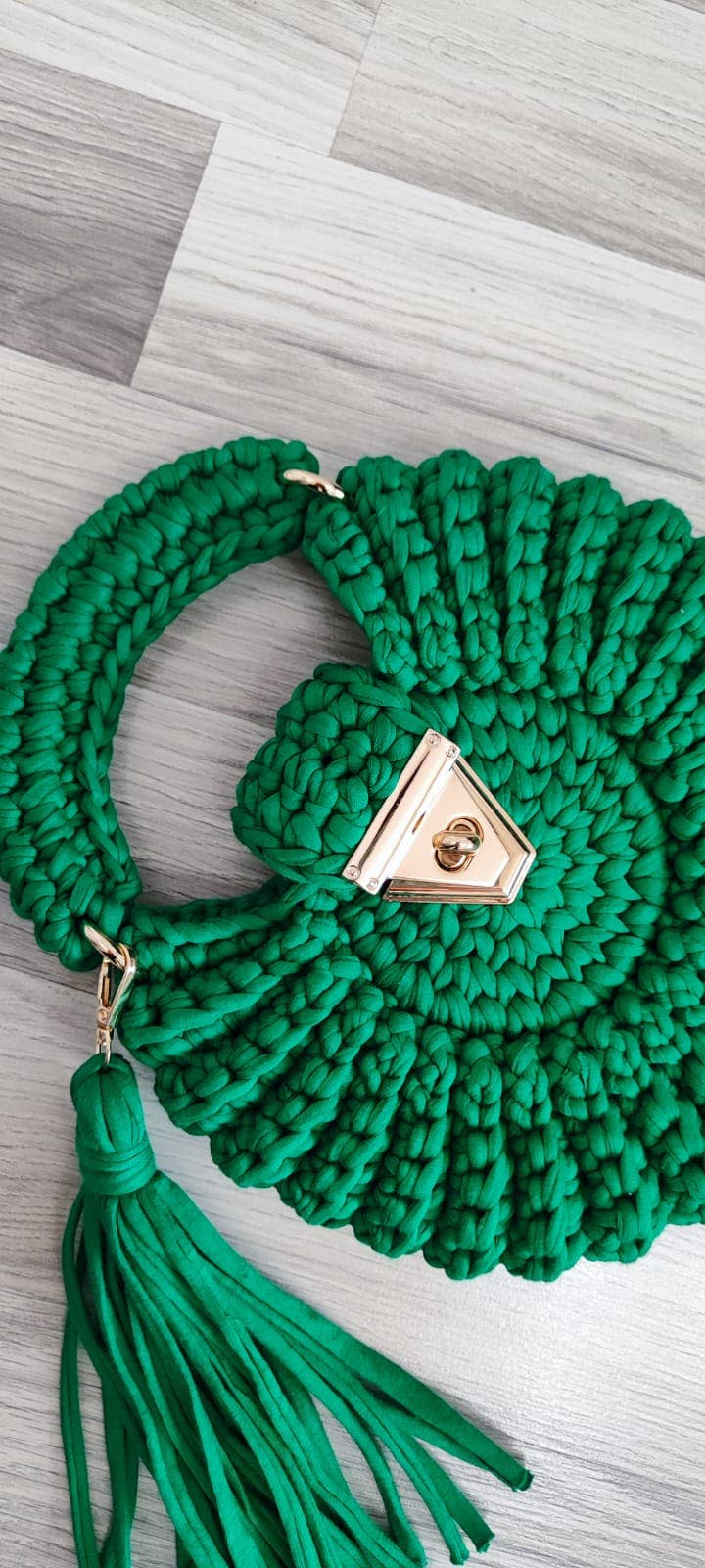 ROUND WOVEN BAG - GREEN