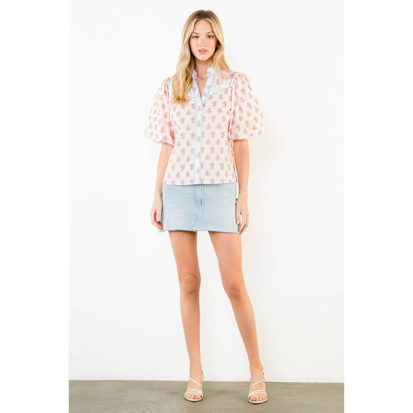 Puff Sleeve Floral Detail V-Neck Top