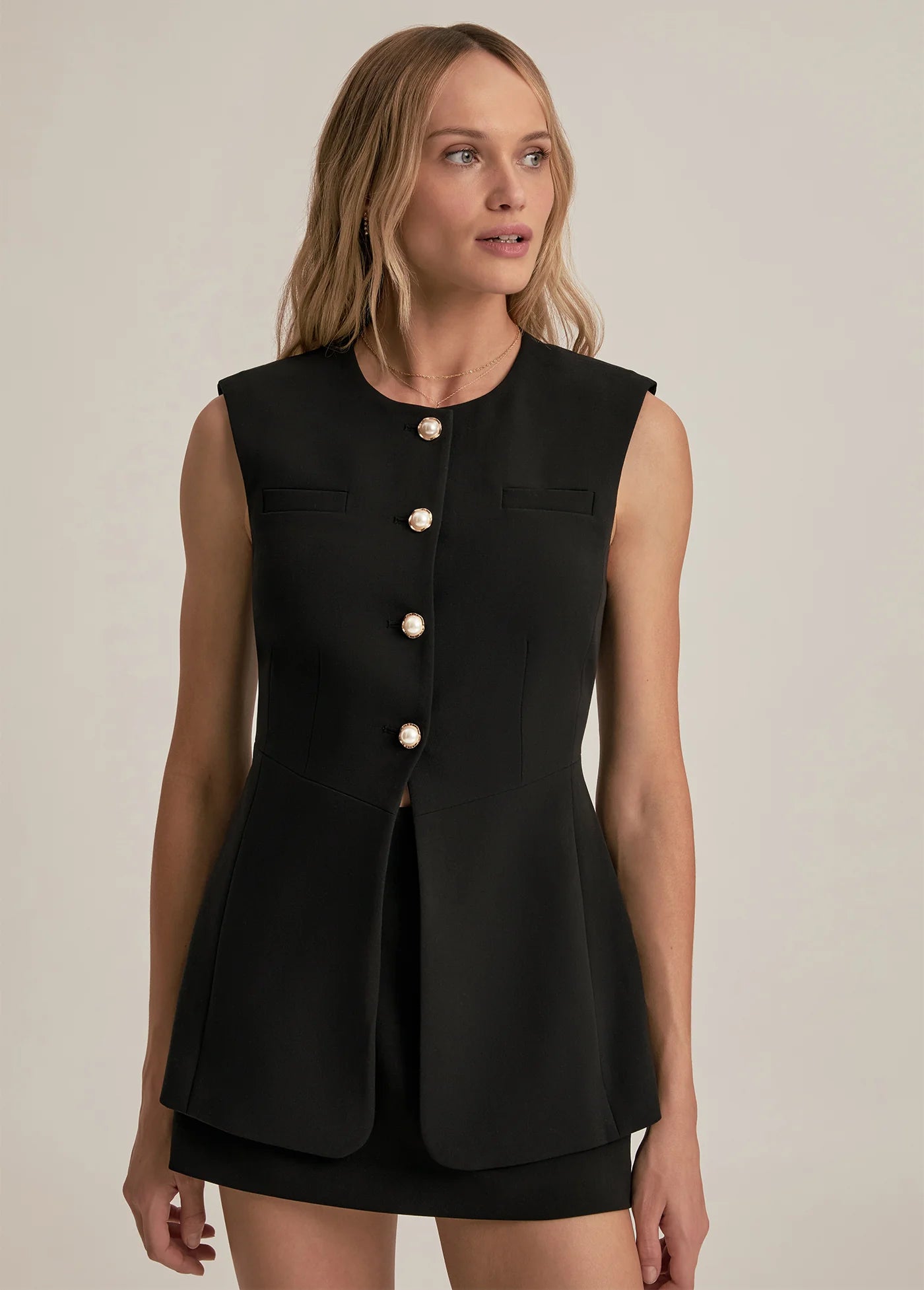 THE CLOCKING IN TOP - BLACK