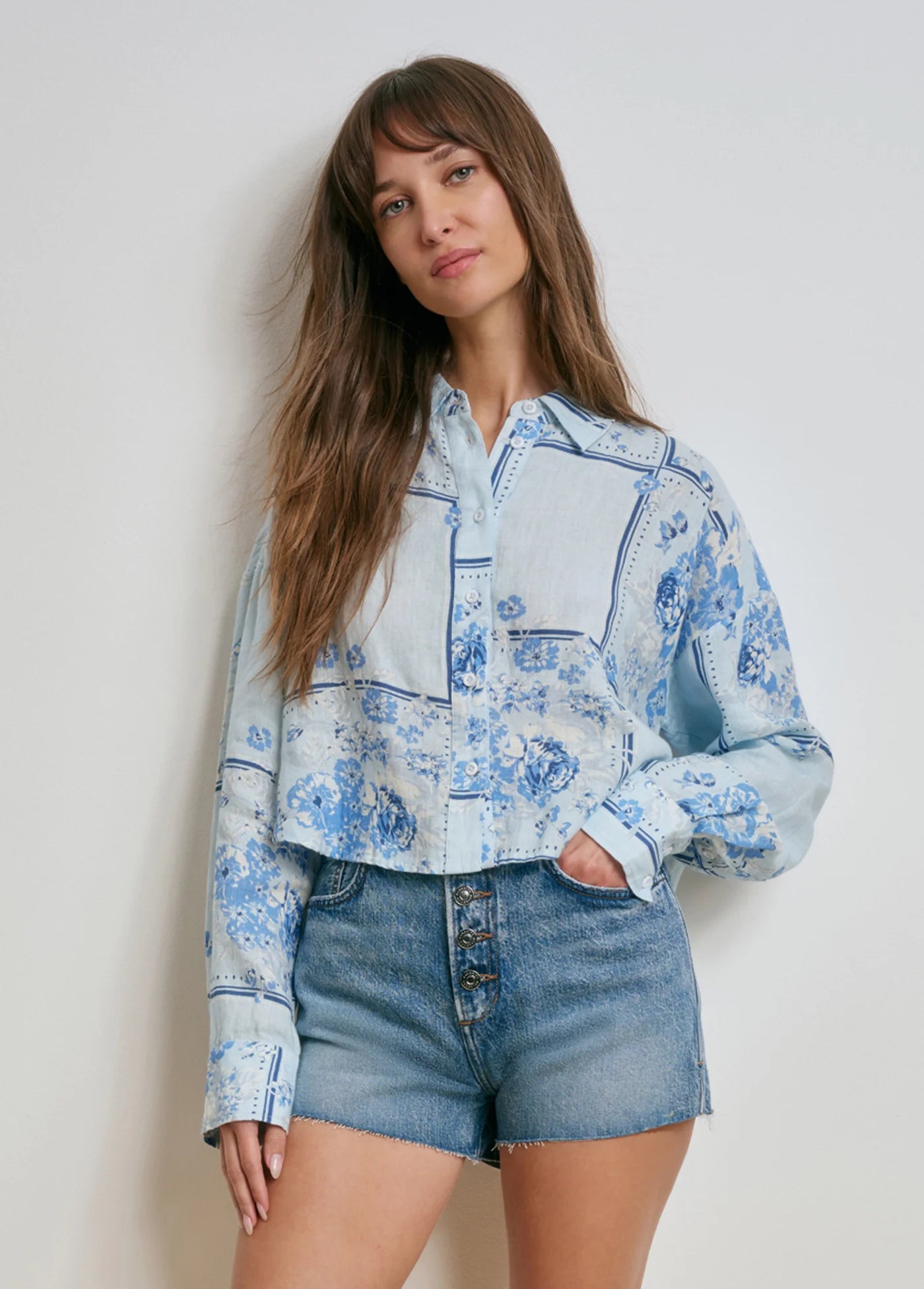 THE CROP EX BOYFRIEND SHIRT - FLORAL SCARF