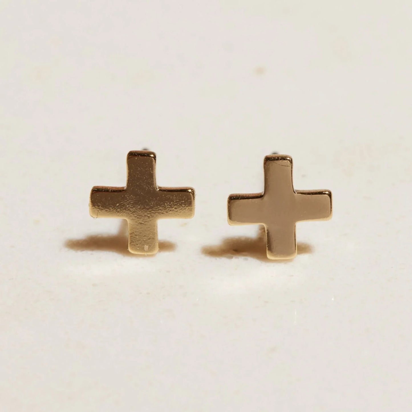 SWISS CROSS STUDS
