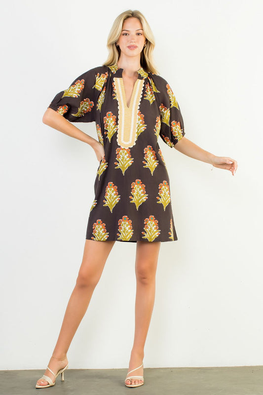 FLORAL PRINT V-NECK STRIPED DETAIL DRESS